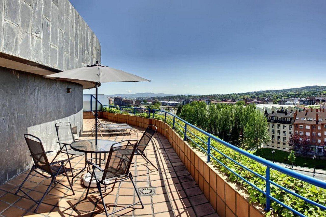 Aparthotel Campus Oviedo Exteriér fotografie