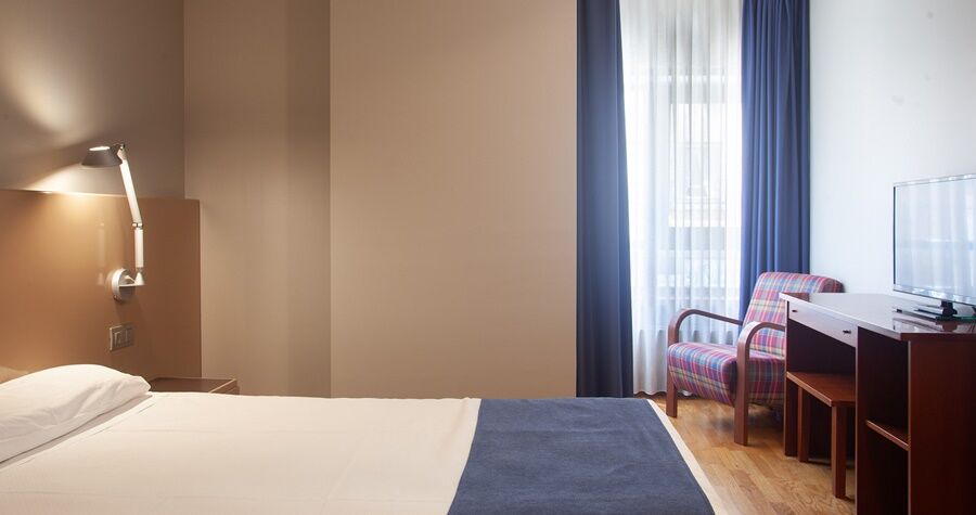 Aparthotel Campus Oviedo Exteriér fotografie